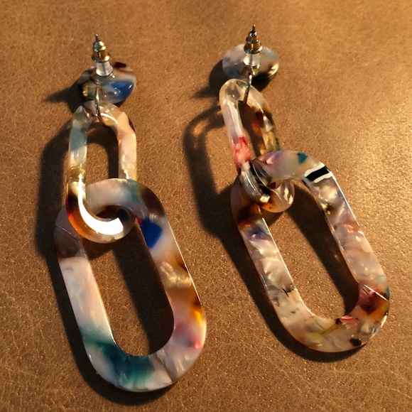 Fun Multi color marbleized earrings - Picture 4 of 4